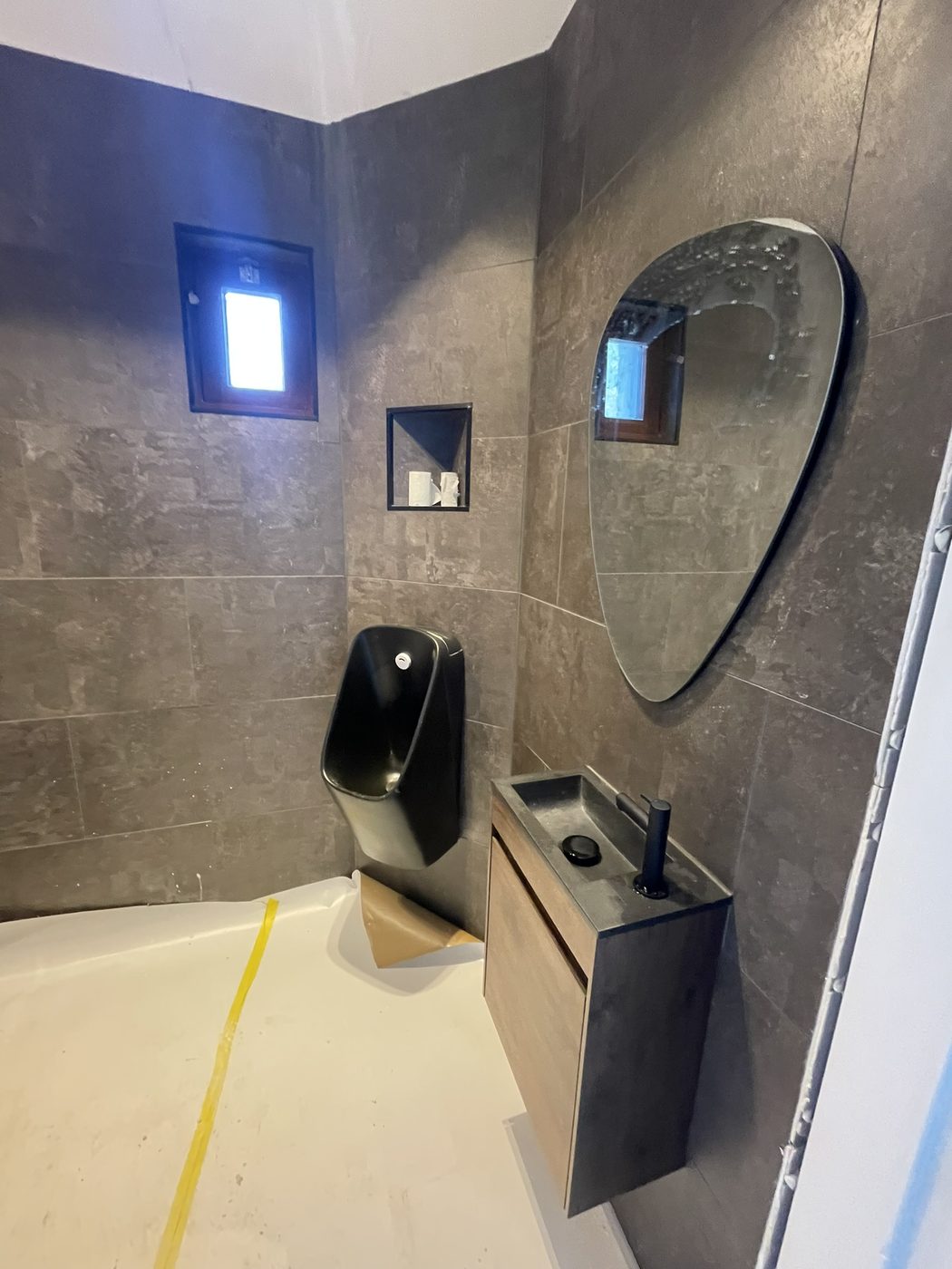 Badkamers in Rotterdam, project van Stukadoorsbosch, foto 7